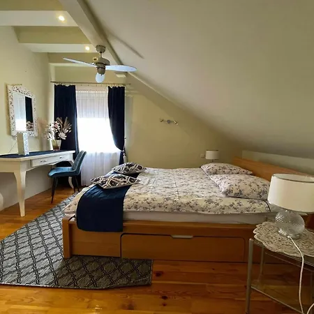 Apartment Boh. Warszawy 43 D/6